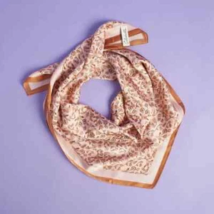 Cleobella Silky Scarf Rose Floral NEW Alltrue/Causebox exclusive - Picture 1 of 9