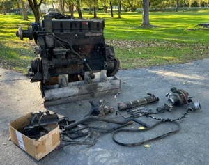 Cummins Diesel Engine Assembly ISM 385V 6CEXH0661MAT 385HP w/Turbo for Rebuild - Picture 1 of 24
