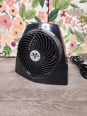 Calentador de espacio personal Vornado VH203 con circulación de calor Vortex caja abierta negra 🔥 Foto 1 de 4