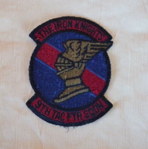 1 Parche de Costura Militar Sometido de la USAF Los Caballeros de Hierro 9o Escuadrón de Combate Táctico - Imagen 1 de 4