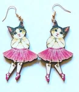 Lindos Pendientes Colgantes de Madera Gatito Gato Bailarina de Ballet 2.5" Nuevos - Imagen 1 de 2