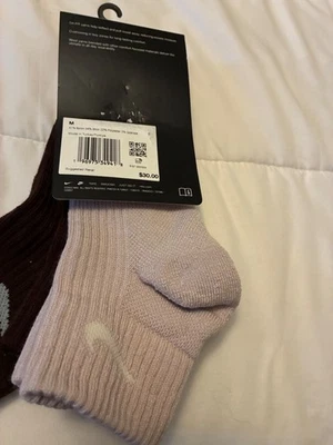 #325 NWT * NIKE EVERYDAY 2PACK ANKLE SOCKS WOMEN SIZE 6-10 BROWNS - Image 1 of 3