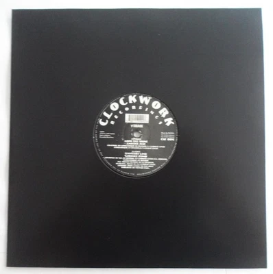 Y TRAXX - KISS THE SOUND 12" VINYL 1995 CLOCKWORK RECORDINGS CW004 *VG* Foto 1 de 4