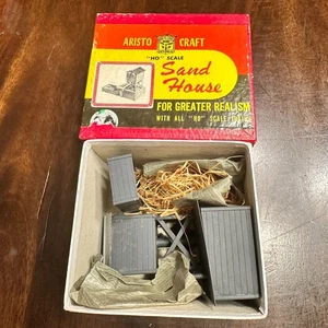 Aristo-Craft HO Scale Sand House Model Kit For Realistic Train Layouts Vintage - Picture 1 of 3