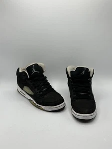 Jordan 5 Retro 2021 Midnight Oreo taglia 5,5 GS / 7W 440888-011 scarpe giovani - Foto 1 di 24