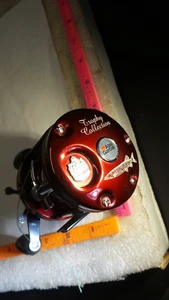 Mulinello da Pesca Abu Garcia Ambassadeur 6500 TCM Trofeo Collezione BAITCASTING - Foto 1 di 5