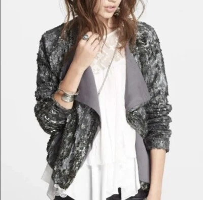 Chaqueta gris lentejuelas completas FREE PEOPLE XS Goteo de gran tamaño vacaciones boho retro rock Foto 1 de 4