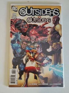 Outsiders vs. Outsiders#38 DC Comics 2011 (Z) - Picture 1 of 1