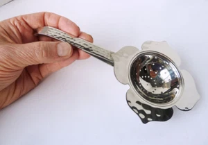 Nagelneu! MARY JUREK Lotus Petal TEESIEB Modell HLT001 Edelstahl Beauty     - Bild 1 von 6