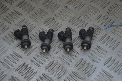 88236- Set 4 iniettori Suzuki GSX R 750 Dal 1999 al 2003 - Immagine 1 di 4