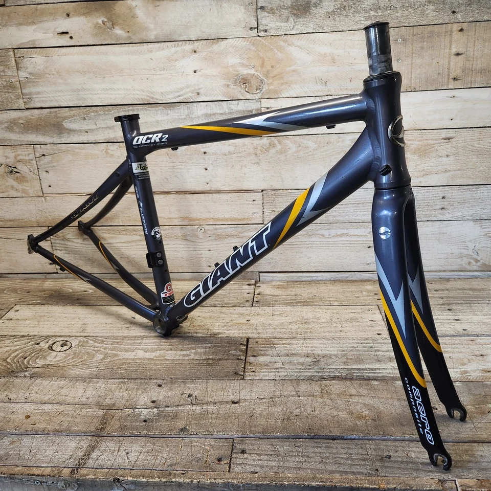 Juego de cuadro de carretera compacto GIANT OCR2 AL 2004 horquilla compuesta ruedas pequeñas 44 cm 700C Foto 1 de 4