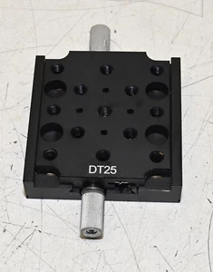 ThorLabs DT25 1" Dovetail Translation Stage, 1/4"-20 Taps - Picture 1 of 2