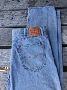 Vtg Levi's 505 Denim Jeans Men 40x30 Blue Regular Fit Straight Leg Light Wash - Picture 1 of 7