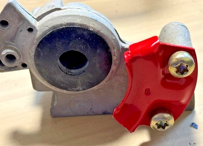 短 Midland 拖车安装 38 Deg Gladhand Service 红色底部 3/8 英寸螺纹 — 第 1/4 张图片