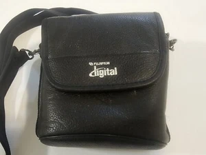 Fujifilm Finepix Vintage Black Camera Case Bag  - Picture 1 of 6