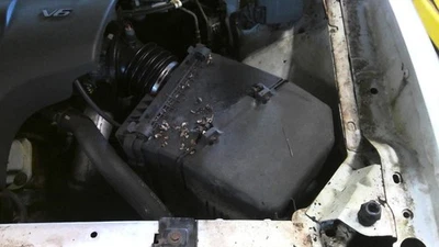 Purificador de aire 3,8 L compatible con 00-05 Bonneville 297033 Foto 1 de 4