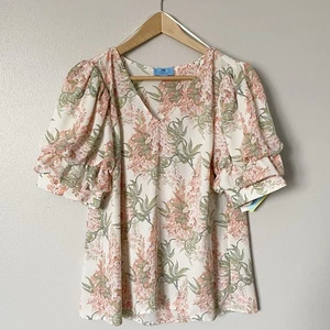 CeCe Elfenbein Multi Blumendruck Stufen Kurzarm Top Bluse V-Ausschnitt Large Neu mit Etikett - Bild 1 von 8
