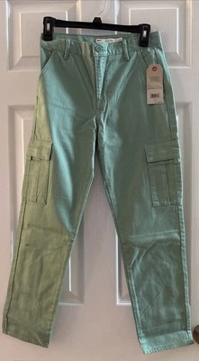 Pantalones cargo sueltos Levi’s verdes talla 12 regulares para niñas Foto 1 de 4