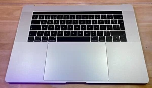 MacBook Pro A1990 15" 2018 2019 Palmrest Case Keyboard Trackpad Silver 212 Cycle - Photo 1/8