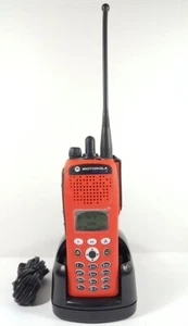 Motorola XTS2500 III 700 800 MHz P25 Digital Trunking Two Way Radio H46UCH9PW7BN - Picture 1 of 6