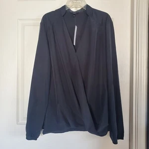 Camicetta nera nuova con etichette Anthropologie DREW maniche lunghe finte avvolgenti taglia large prezzo al pubblico consigliato $ 198 - Foto 1 di 9