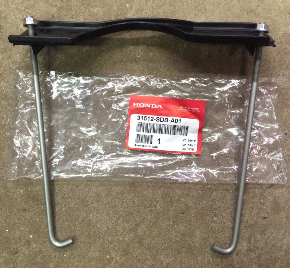 Genuine OEM Honda Accord 6 Cylinder Battery Hold Down Kit 2003 - 2007 Tie Plate  - Image 1 of 3