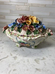 Antiguo Plato de Caramelo Italiano Estilo Capodimonte Pintado a Mano Flores Patas - Imagen 1 de 16