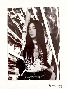 RED VELVET-IRENE & SEULGI [MONSTER] 1ST ALBUM-1P SEULGI OFFICIAL KPOP POSTCARD - Picture 1 of 3