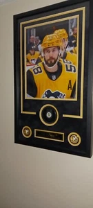 Kris Letang Photo and Puck - Picture 1 of 1