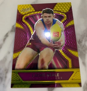 Tarjeta 2025 Select AFL Footy Stars Lachie Neale Luminous Dragon Scales LD22/799 - Imagen 1 de 3
