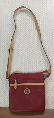 Bolso Bandolera Giani Bernini Borgoña Cuero Sintético Herrajes Plateados Foto 1 de 4