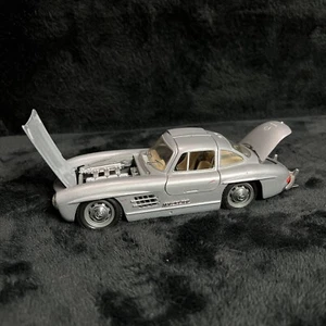1954 Mercedes 300 SL Silver Scale 1/24 Made In Italy Burago No Box As Is - Picture 1 of 11