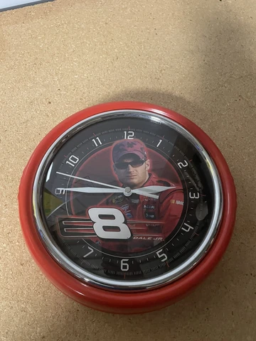 DALE EARNHARDT Jr. #8 BUDWEISER NASCAR RED METAL RACING WALL CLOCK Cover