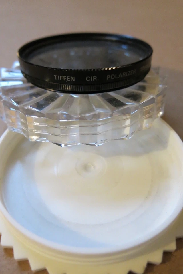 TIFFEN CIRCULAR POLARIZER 58mm with case - Image 1 of 1