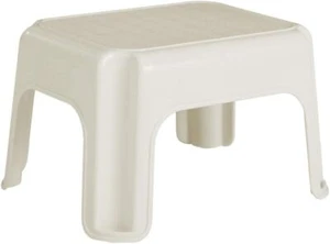 Rubbermaid Roughneck Tritthocker, Biskuit, 15,5" T x 9,5" B x 12,5" H, Biskuit - Bild 1 von 3