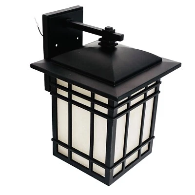 Linterna Exterior en Negro, Hermosa exquisita lámpara de pared exterior para tu hogar Foto 1 de 4
