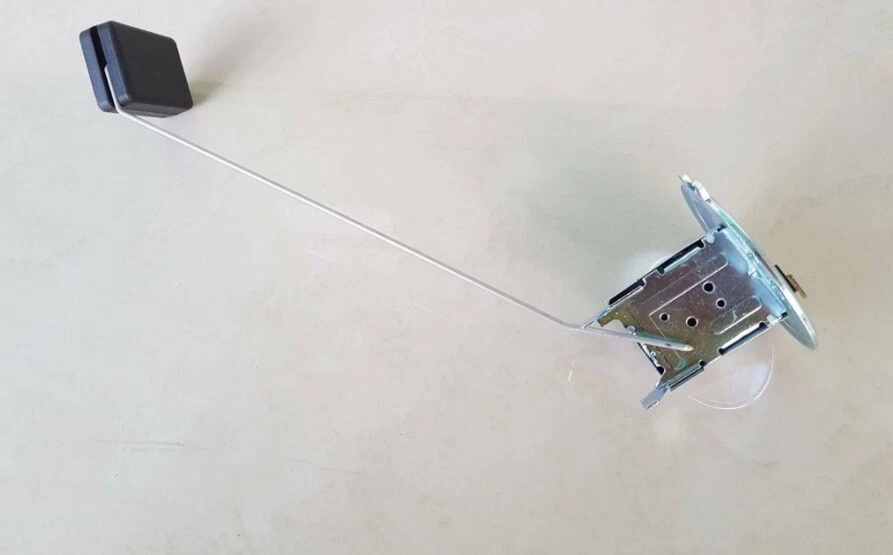 FOR TOYOTA COROLLA E30 KE30 KE 30 Sedan, 2D/4D 1975-1980 FUEL GAUGE SENDING UNIT - Изображение 1 из 3