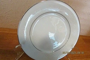Plato de pan y mantequilla Noritake Whitehall 6115 - Imagen 1 de 1