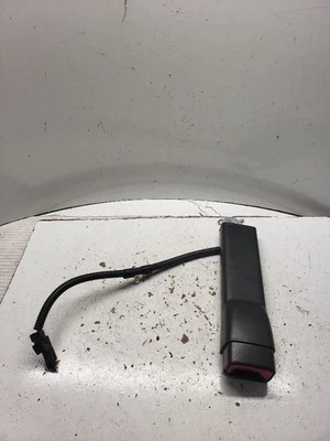 Пряжка переднего ковшеобразного ремня безопасности подходит для 07–14 Escalade 1390961 - Изображение 1 из 4