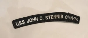 Vestido azul/blanco USS John C Stennis CVN-74 Navy Tab USN - Imagen 1 de 2
