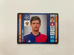 FIGURINA CHAMPIONS LEAGUE PANINI 2013/14 BASEL STOCKER n 374 OTTIMA CON VELINA - Foto 1 di 2