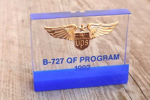 Lucite Boeing 727 & UPS B-727 QF Program Wings Paperweight Award Memorabilia XP - Picture 1 of 10
