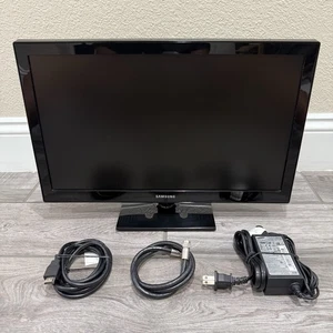 Samsung UN19F4000AF 19 inch 720p HDTV - Tested - Vintage Gaming - No Remote - Picture 1 of 18
