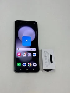 Samsung Galaxy Z Flip5 (SM-F731W) - 512GB Unlocked Graphite - Good Condition - Picture 1 of 13