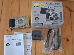 Nikon Coolpix A900 20,0 megapixel fotocamera digitale argento 1981 - Foto 1 di 14