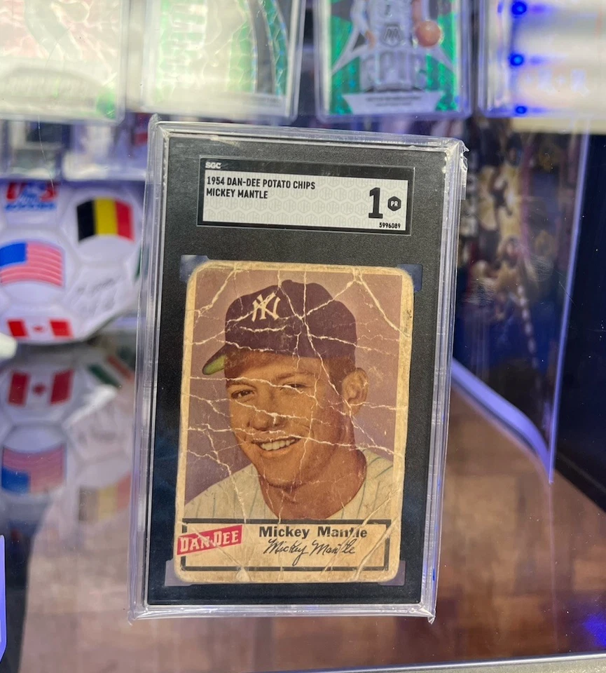 Tarjeta del Grial 1954 Dan Dee Mickey Mantle SGC 1 ¡Muy Raro Hallazgo!🔥 Foto 1 de 2