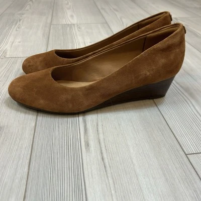 Clarks Vendra Bloom Brown Suede Wedge Heels Women's 10 Career Office Academia - Image 1 of 4