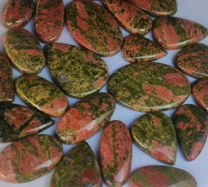 Madagascar Unakita Piedras Preciosas Sueltas Mezcla Forma Cabujón Natural Hasta 15 MM a 35 MM - Imagen 1 de 7