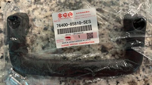 OEM Suzuki Genuine Carry Parts Assist Grip NEW LARGE OH CRAP HANDLE WITH SCREWS - Foto 1 di 1
