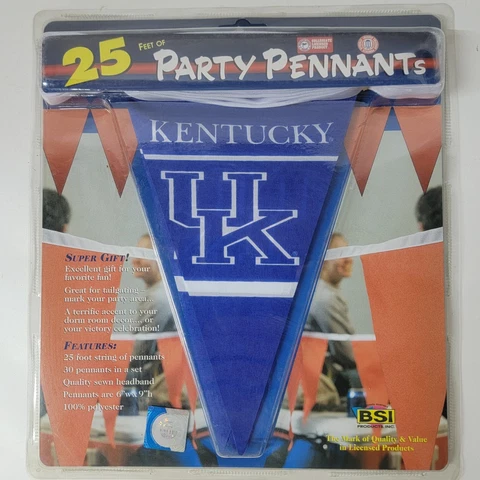 University of Kentucky Wildcats 25 Ft of Party Pennants Great for Tailgating NEW Cover